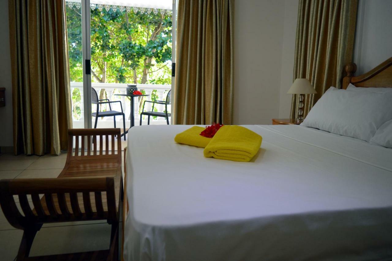 Sundown Beach Villa Glacis  Dış mekan fotoğraf